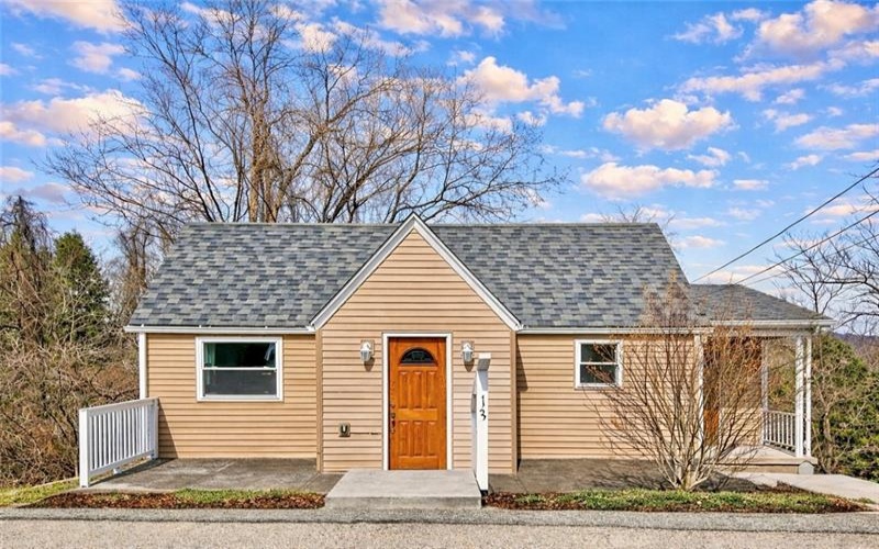 13 Sampson Avenue, Monongahela, 15063, 2 Bedrooms Bedrooms, 7 Rooms Rooms,1.1 BathroomsBathrooms,Residential,For Sale,Sampson Avenue,1758132