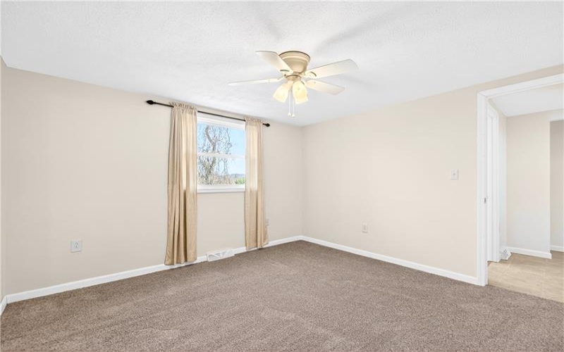 13 Sampson Avenue, Monongahela, 15063, 2 Bedrooms Bedrooms, 7 Rooms Rooms,1.1 BathroomsBathrooms,Residential,For Sale,Sampson Avenue,1758132