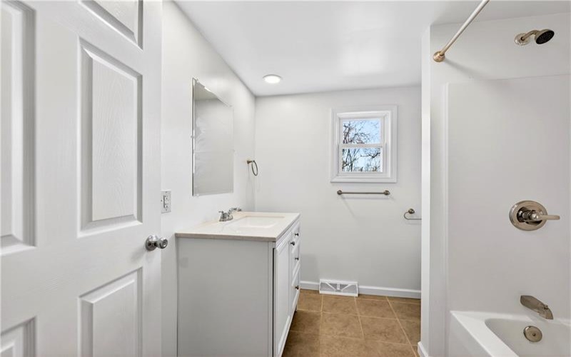 13 Sampson Avenue, Monongahela, 15063, 2 Bedrooms Bedrooms, 7 Rooms Rooms,1.1 BathroomsBathrooms,Residential,For Sale,Sampson Avenue,1758132