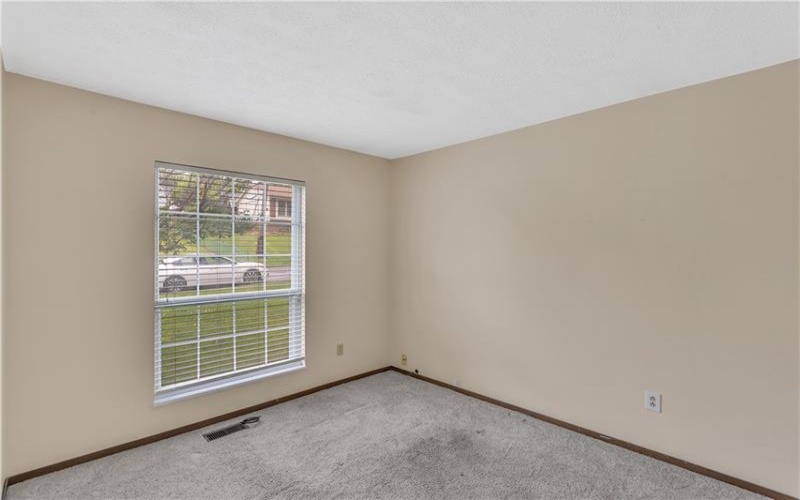 12 Linn Ave., Washington, 15301, 3 Bedrooms Bedrooms, 8 Rooms Rooms,2 BathroomsBathrooms,Residential,For Sale,Linn Ave.,1758271