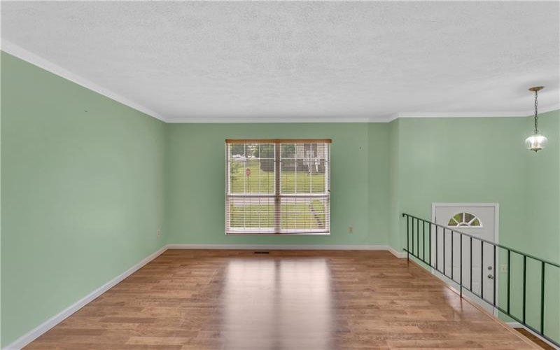 12 Linn Ave., Washington, 15301, 3 Bedrooms Bedrooms, 8 Rooms Rooms,2 BathroomsBathrooms,Residential,For Sale,Linn Ave.,1758271