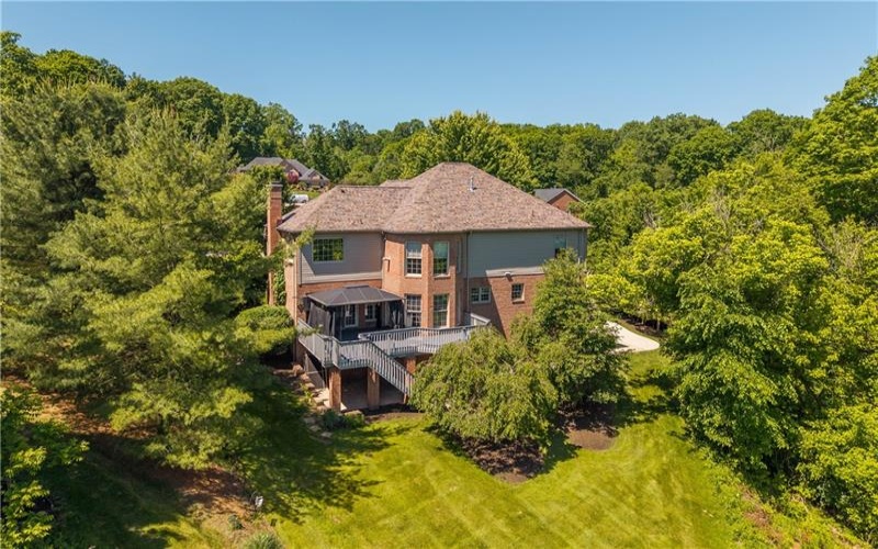301 Bunker Hill Drive, McMurray, 15317, 4 Bedrooms Bedrooms, 12 Rooms Rooms,3.2 BathroomsBathrooms,Residential,For Sale,Bunker Hill Drive,1758273