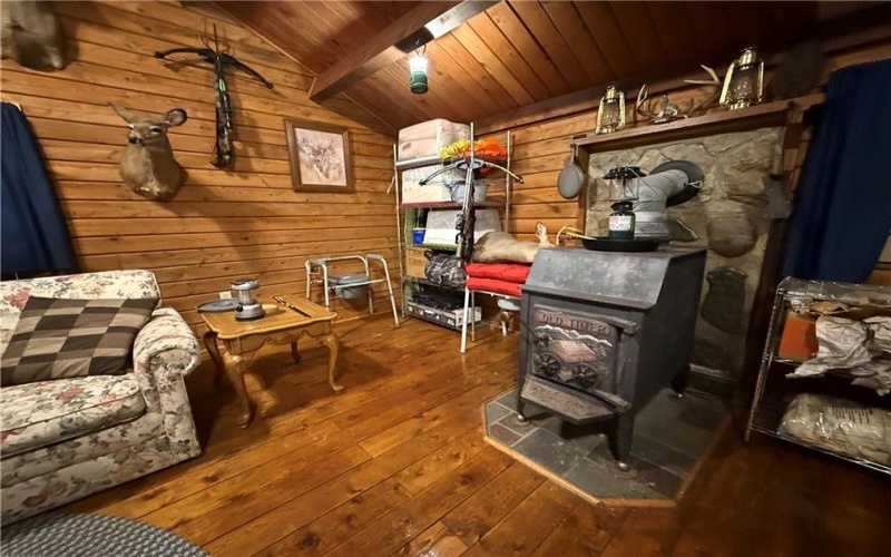 616 Matson Road, Ligonier, 15658, 1 Bedroom Bedrooms, 3 Rooms Rooms,Residential,For Sale,Matson Road,1758384