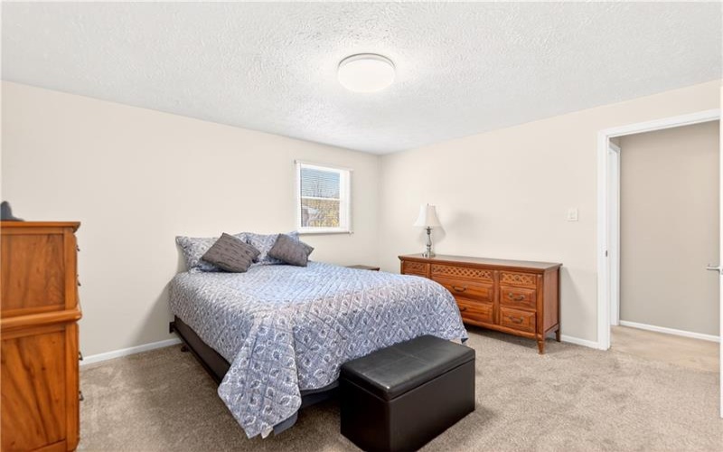 625 Stamford Drive, GREENSBURG, 15601, 3 Bedrooms Bedrooms, 9 Rooms Rooms,2.1 BathroomsBathrooms,Residential,For Sale,Stamford Drive,1758409