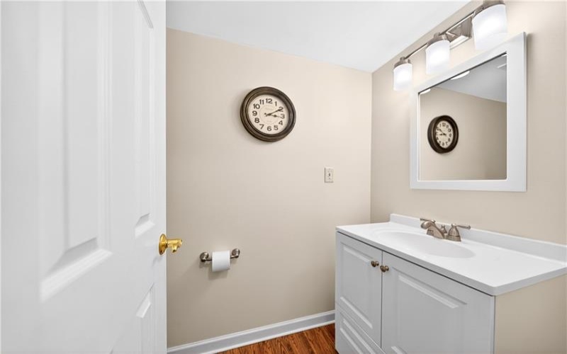 625 Stamford Drive, GREENSBURG, 15601, 3 Bedrooms Bedrooms, 9 Rooms Rooms,2.1 BathroomsBathrooms,Residential,For Sale,Stamford Drive,1758409