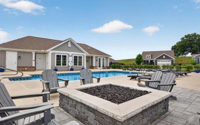 103 Bridle Ln, Washington, 15301, 3 Bedrooms Bedrooms, 10 Rooms Rooms,3 BathroomsBathrooms,Residential,For Sale,Bridle Ln,1758423