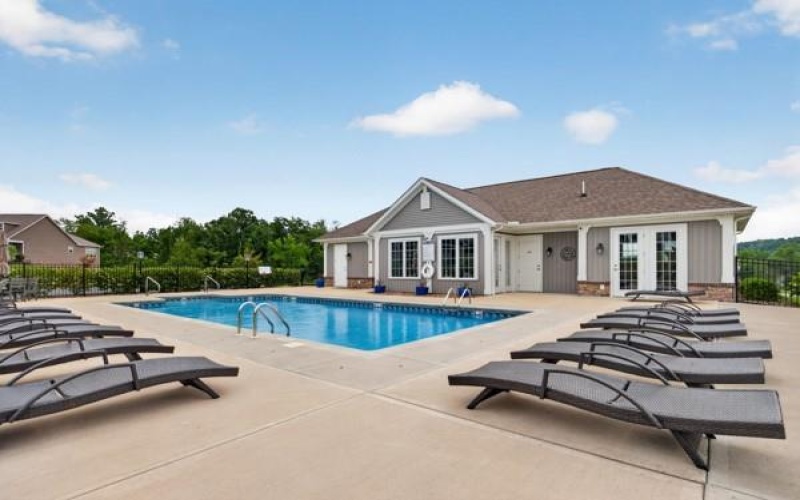 103 Bridle Ln, Washington, 15301, 3 Bedrooms Bedrooms, 10 Rooms Rooms,3 BathroomsBathrooms,Residential,For Sale,Bridle Ln,1758423