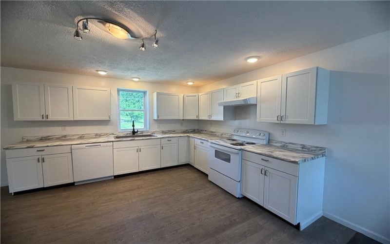 139 A Street, Clarksville, 15322, 2 Bedrooms Bedrooms, 5 Rooms Rooms,1 BathroomBathrooms,Residential,For Sale,A Street,1758497