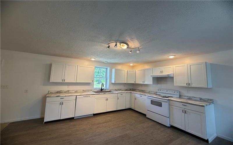 139 A Street, Clarksville, 15322, 2 Bedrooms Bedrooms, 5 Rooms Rooms,1 BathroomBathrooms,Residential,For Sale,A Street,1758497