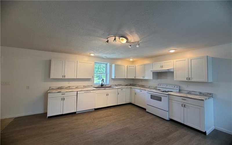 139 A Street, Clarksville, 15322, 2 Bedrooms Bedrooms, 5 Rooms Rooms,1 BathroomBathrooms,Residential,For Sale,A Street,1758497