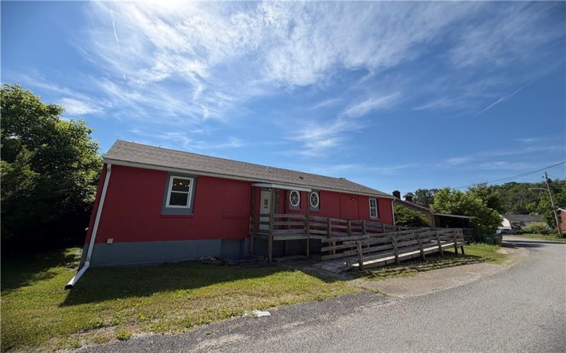 139 A Street, Clarksville, 15322, 2 Bedrooms Bedrooms, 5 Rooms Rooms,1 BathroomBathrooms,Residential,For Sale,A Street,1758497