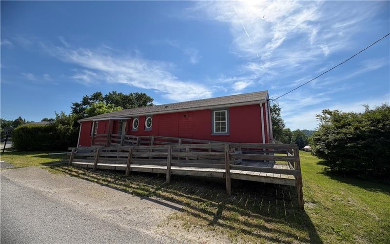 139 A Street, Clarksville, 15322, 2 Bedrooms Bedrooms, 5 Rooms Rooms,1 BathroomBathrooms,Residential,For Sale,A Street,1758497