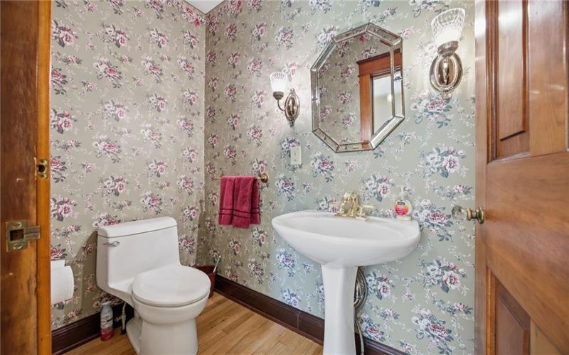 2541 Springfield Pike, Connellsville, 15425, 3 Bedrooms Bedrooms, 9 Rooms Rooms,2.1 BathroomsBathrooms,Residential,For Sale,Springfield Pike,1758505