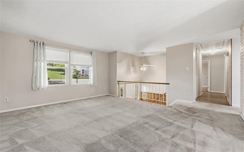 138 Hunting Creek Road, Canonsburg, 15317, 3 Bedrooms Bedrooms, 8 Rooms Rooms,1.1 BathroomsBathrooms,Residential,For Sale,Hunting Creek Road,1758519