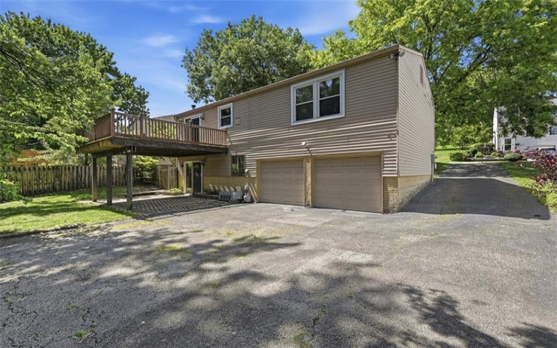 138 Hunting Creek Road, Canonsburg, 15317, 3 Bedrooms Bedrooms, 8 Rooms Rooms,1.1 BathroomsBathrooms,Residential,For Sale,Hunting Creek Road,1758519