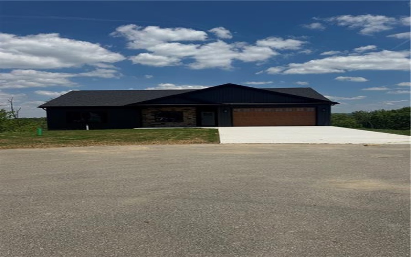 10 VINCENT DRIVE, Uniontown, 15401, 3 Bedrooms Bedrooms, 7 Rooms Rooms,2 BathroomsBathrooms,Residential,For Sale,VINCENT DRIVE,1758536