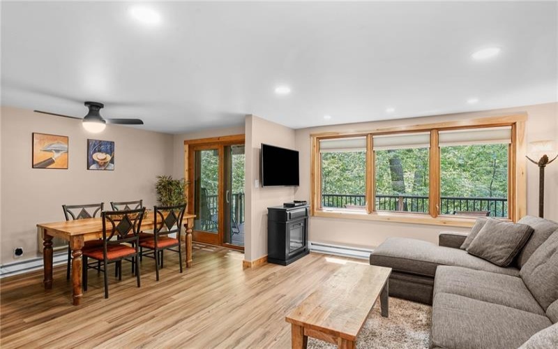 521 Laurel Ponds, Farmington, 15437, 1 Bedroom Bedrooms, ,1 BathroomBathrooms,Residential,For Sale,Laurel Ponds,1758202
