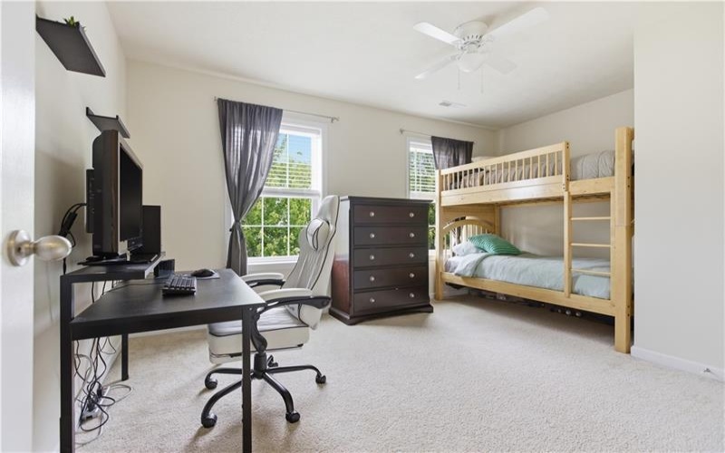 2306 Flint Dr, Washington, 15301, 3 Bedrooms Bedrooms, ,3.1 BathroomsBathrooms,Lease,For Rent,Flint Dr,1758306