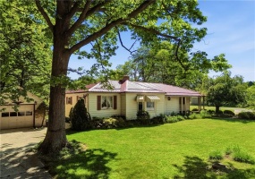 877 Berlin Plank Road, Somerset, 15501, 3 Bedrooms Bedrooms, ,1 BathroomBathrooms,Residential,For Sale,Berlin Plank Road,1758521