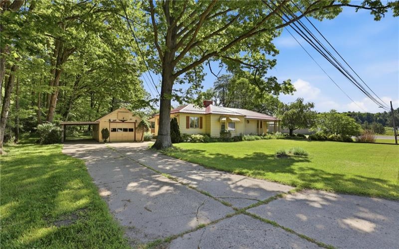 877 Berlin Plank Road, Somerset, 15501, 3 Bedrooms Bedrooms, ,1 BathroomBathrooms,Residential,For Sale,Berlin Plank Road,1758521