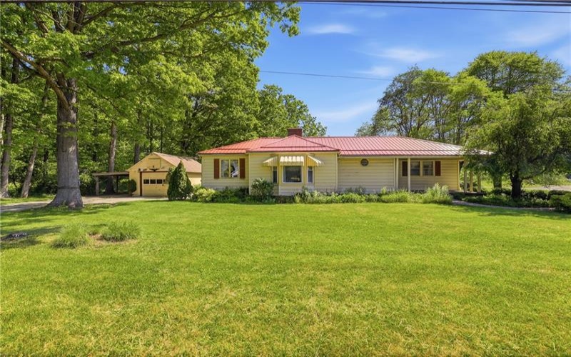 877 Berlin Plank Road, Somerset, 15501, 3 Bedrooms Bedrooms, ,1 BathroomBathrooms,Residential,For Sale,Berlin Plank Road,1758521
