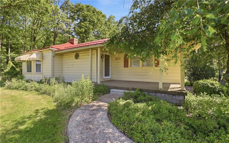 877 Berlin Plank Road, Somerset, 15501, 3 Bedrooms Bedrooms, ,1 BathroomBathrooms,Residential,For Sale,Berlin Plank Road,1758521