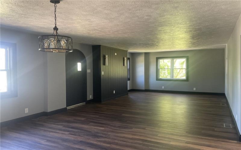 414 Argonne Dr, New Kensington, 15068, 3 Bedrooms Bedrooms, ,2.1 BathroomsBathrooms,Residential,For Sale,Argonne Dr,1758530