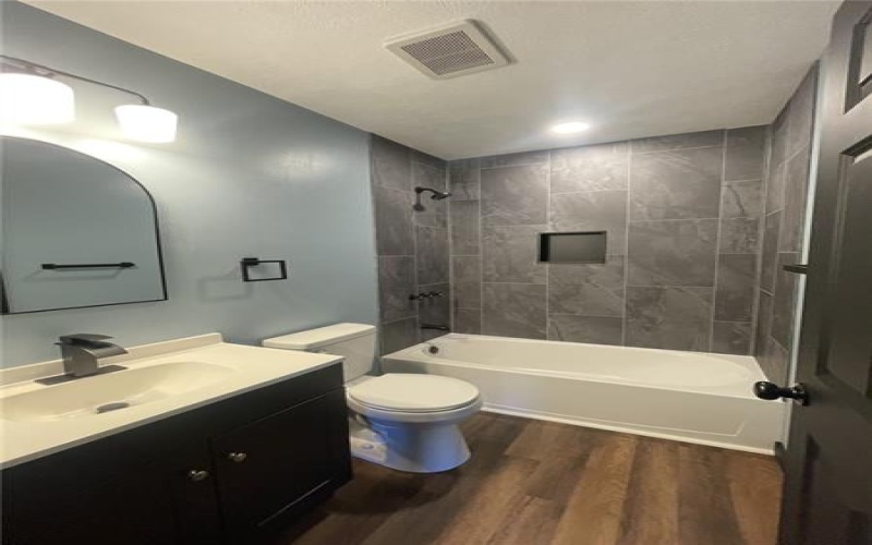 414 Argonne Dr, New Kensington, 15068, 3 Bedrooms Bedrooms, ,2.1 BathroomsBathrooms,Residential,For Sale,Argonne Dr,1758530