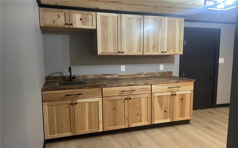 414 Argonne Dr, New Kensington, 15068, 3 Bedrooms Bedrooms, ,2.1 BathroomsBathrooms,Residential,For Sale,Argonne Dr,1758530