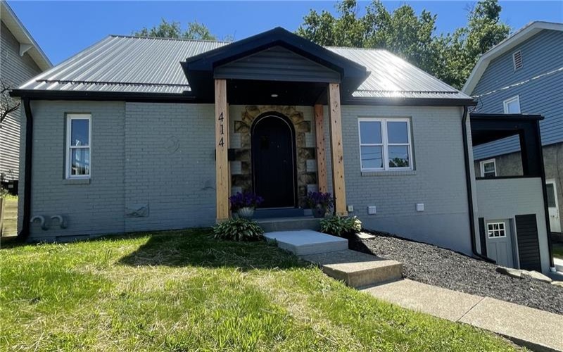 414 Argonne Dr, New Kensington, 15068, 3 Bedroom Bedrooms, ,2.1 BathroomBathrooms,Residential,For Sale,Argonne Dr,1758530
