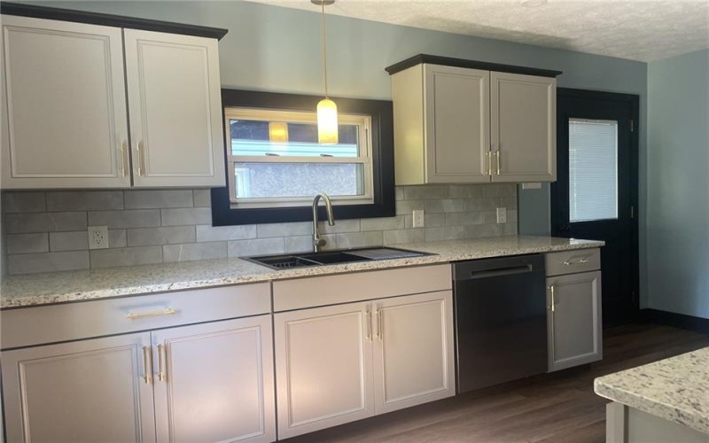 414 Argonne Dr, New Kensington, 15068, 3 Bedrooms Bedrooms, ,2.1 BathroomsBathrooms,Residential,For Sale,Argonne Dr,1758530