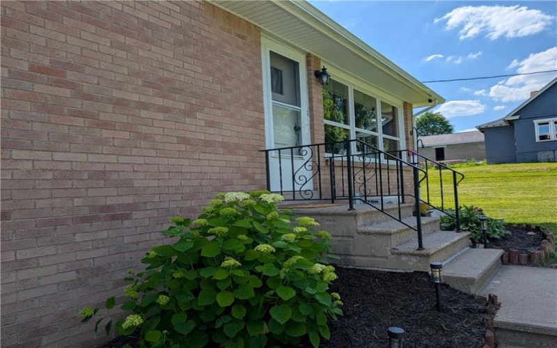 4122 Rte 130, Stahlstown, 15687, 3 Bedrooms Bedrooms, 6 Rooms Rooms,1.1 BathroomsBathrooms,Residential,For Sale,Rte 130,1758589