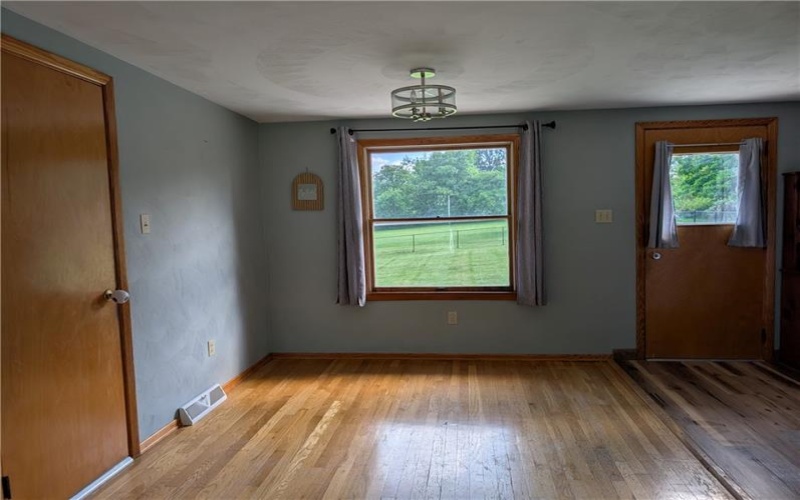 4122 Rte 130, Stahlstown, 15687, 3 Bedrooms Bedrooms, 6 Rooms Rooms,1.1 BathroomsBathrooms,Residential,For Sale,Rte 130,1758589