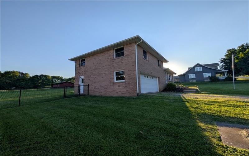 4122 Rte 130, Stahlstown, 15687, 3 Bedrooms Bedrooms, 6 Rooms Rooms,1.1 BathroomsBathrooms,Residential,For Sale,Rte 130,1758589