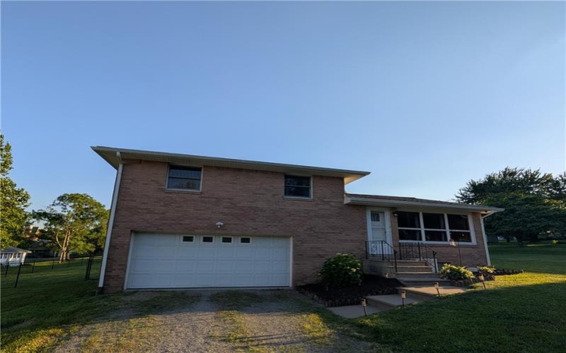 4122 Rte 130, Stahlstown, 15687, 3 Bedrooms Bedrooms, 6 Rooms Rooms,1.1 BathroomsBathrooms,Residential,For Sale,Rte 130,1758589