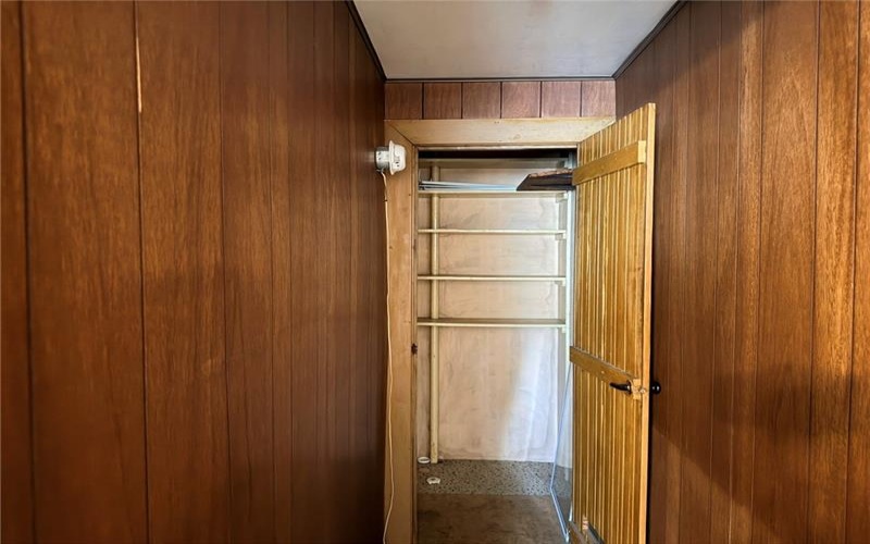 100 Kings Creek Rd, Burgettstown, 15021, 1 Bedroom Bedrooms, 4 Rooms Rooms,1 BathroomBathrooms,Residential,For Sale,Kings Creek Rd,1758590