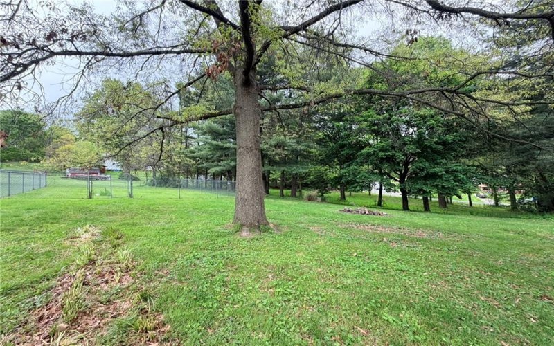 100 Kings Creek Rd, Burgettstown, 15021, 1 Bedroom Bedrooms, 4 Rooms Rooms,1 BathroomBathrooms,Residential,For Sale,Kings Creek Rd,1758590