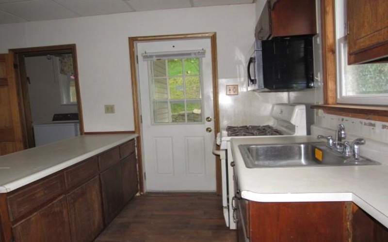 160 Tillman Avenue, Johnstown, 15905, 2 Bedrooms Bedrooms, 5 Rooms Rooms,1.1 BathroomsBathrooms,Residential,For Sale,Tillman Avenue,1758596