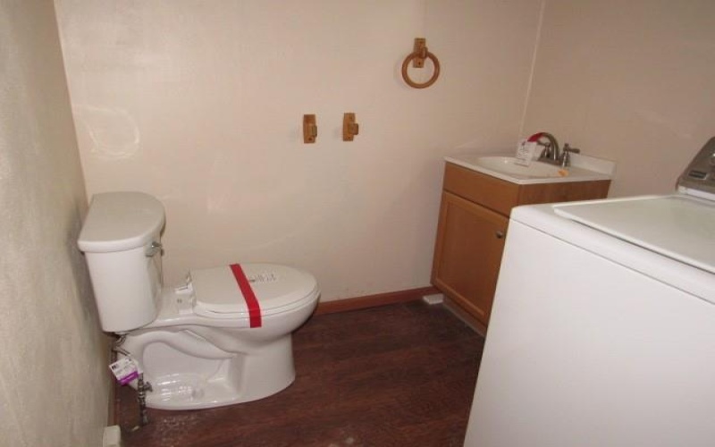 160 Tillman Avenue, Johnstown, 15905, 2 Bedrooms Bedrooms, 5 Rooms Rooms,1.1 BathroomsBathrooms,Residential,For Sale,Tillman Avenue,1758596
