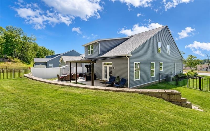 3003 Audrey Dr, Greensburg, 15601, 4 Bedrooms Bedrooms, 11 Rooms Rooms,3 BathroomsBathrooms,Residential,For Sale,Audrey Dr,1758248