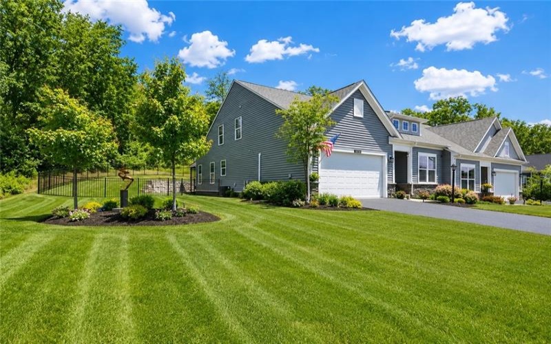 3003 Audrey Dr, Greensburg, 15601, 4 Bedrooms Bedrooms, 11 Rooms Rooms,3 BathroomsBathrooms,Residential,For Sale,Audrey Dr,1758248