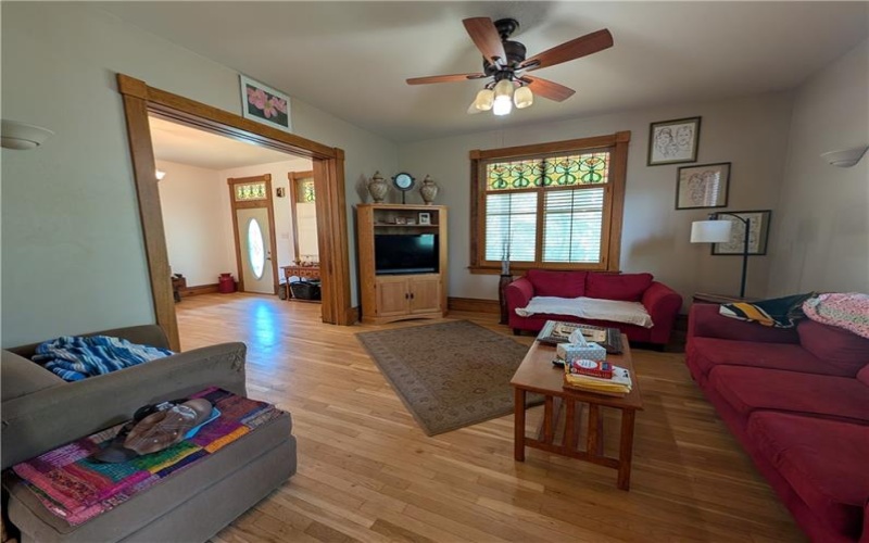 211 Wills Rd, Connellsville, 15425, 3 Bedrooms Bedrooms, ,2.1 BathroomsBathrooms,Residential,For Sale,Wills Rd,1758626