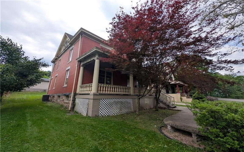 211 Wills Rd, Connellsville, 15425, 3 Bedrooms Bedrooms, ,2.1 BathroomsBathrooms,Residential,For Sale,Wills Rd,1758626