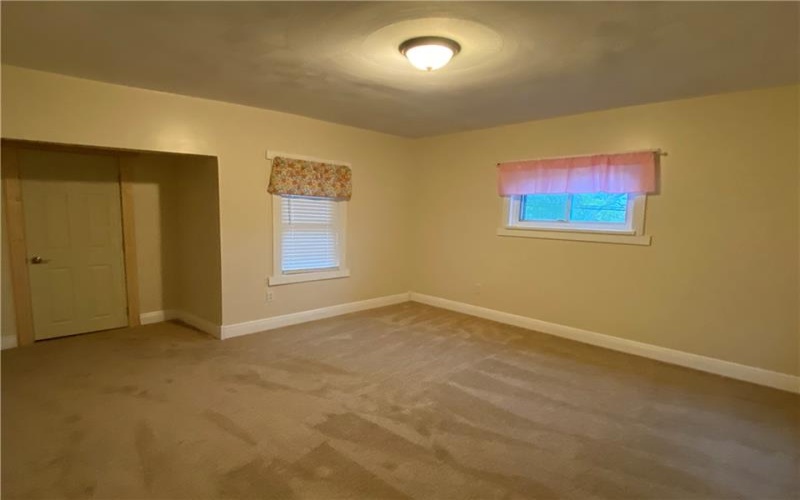 353 Derrick Ave, Uniontown, 15401, 3 Bedrooms Bedrooms, ,2 BathroomsBathrooms,Residential,For Sale,Derrick Ave,1758632