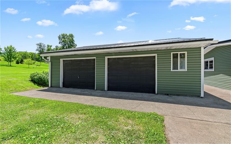242 Hopwood Coolspring Road, Hopwood, 15445, 3 Bedrooms Bedrooms, 7 Rooms Rooms,2 BathroomsBathrooms,Residential,For Sale,Hopwood Coolspring Road,1758639