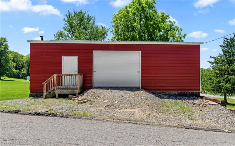 242 Hopwood Coolspring Road, Hopwood, 15445, 3 Bedrooms Bedrooms, 7 Rooms Rooms,2 BathroomsBathrooms,Residential,For Sale,Hopwood Coolspring Road,1758639