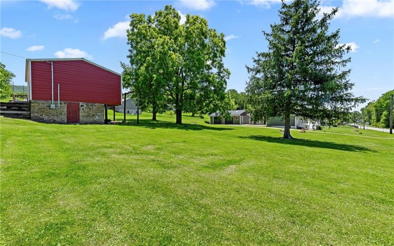 242 Hopwood Coolspring Road, Hopwood, 15445, 3 Bedrooms Bedrooms, 7 Rooms Rooms,2 BathroomsBathrooms,Residential,For Sale,Hopwood Coolspring Road,1758639