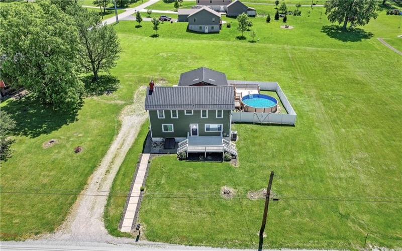 242 Hopwood Coolspring Road, Hopwood, 15445, 3 Bedrooms Bedrooms, 7 Rooms Rooms,2 BathroomsBathrooms,Residential,For Sale,Hopwood Coolspring Road,1758639