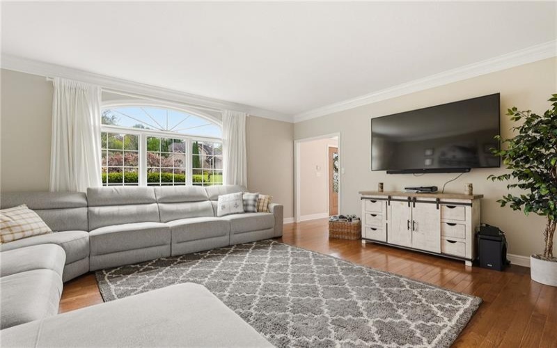 315 Fox Run Dr, Venetia, 15367, 4 Bedrooms Bedrooms, 11 Rooms Rooms,3.2 BathroomsBathrooms,Residential,For Sale,Fox Run Dr,1758647