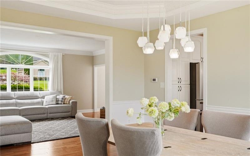 315 Fox Run Dr, Venetia, 15367, 4 Bedrooms Bedrooms, 11 Rooms Rooms,3.2 BathroomsBathrooms,Residential,For Sale,Fox Run Dr,1758647